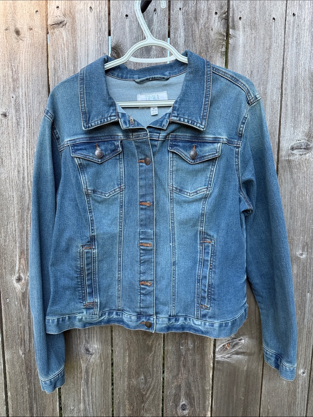 Time and Tru Women's Blue Denim Jacket
